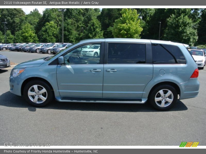 Antigua Blue Metallic / Aero Gray 2010 Volkswagen Routan SE