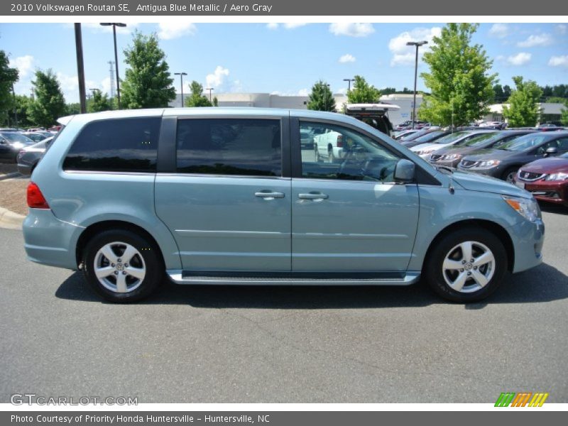 Antigua Blue Metallic / Aero Gray 2010 Volkswagen Routan SE
