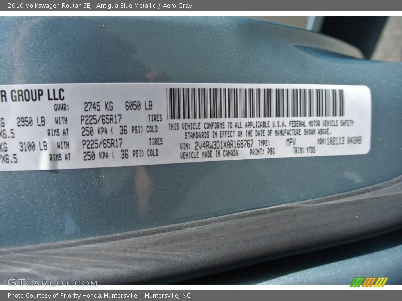 Antigua Blue Metallic / Aero Gray 2010 Volkswagen Routan SE