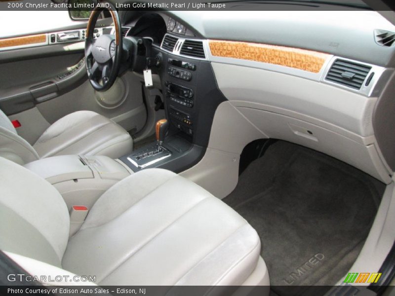 Dashboard of 2006 Pacifica Limited AWD