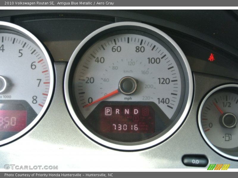 Antigua Blue Metallic / Aero Gray 2010 Volkswagen Routan SE