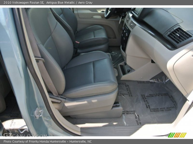 Antigua Blue Metallic / Aero Gray 2010 Volkswagen Routan SE