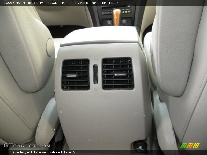 Linen Gold Metallic Pearl / Light Taupe 2006 Chrysler Pacifica Limited AWD