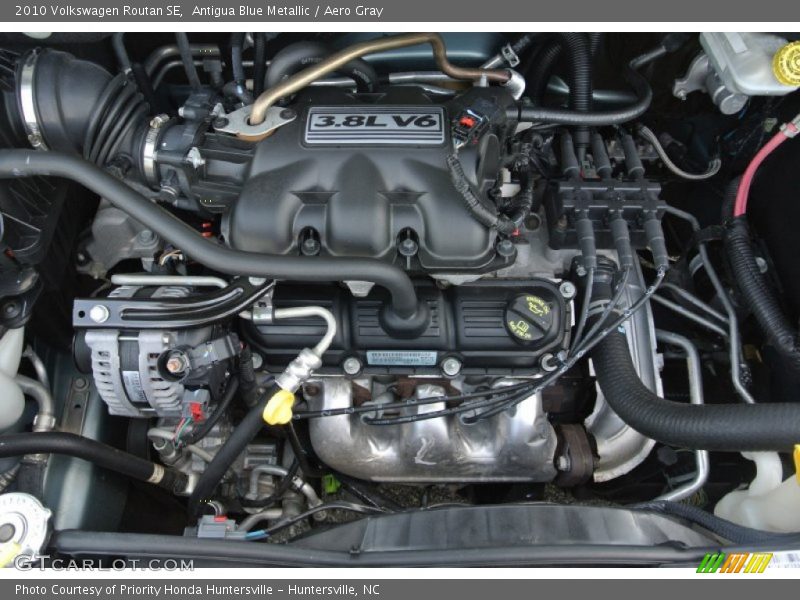 Antigua Blue Metallic / Aero Gray 2010 Volkswagen Routan SE