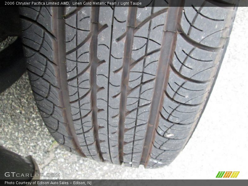 Linen Gold Metallic Pearl / Light Taupe 2006 Chrysler Pacifica Limited AWD