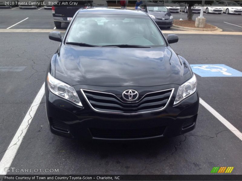 Black / Ash Gray 2010 Toyota Camry LE