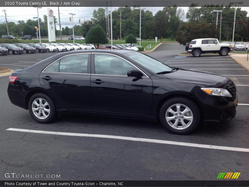 Black / Ash Gray 2010 Toyota Camry LE