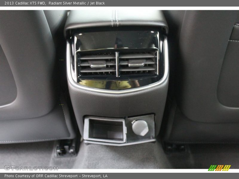 Radiant Silver Metallic / Jet Black 2013 Cadillac XTS FWD