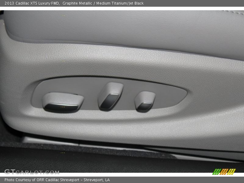 Graphite Metallic / Medium Titanium/Jet Black 2013 Cadillac XTS Luxury FWD