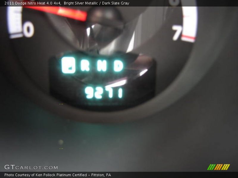 Bright Silver Metallic / Dark Slate Gray 2011 Dodge Nitro Heat 4.0 4x4