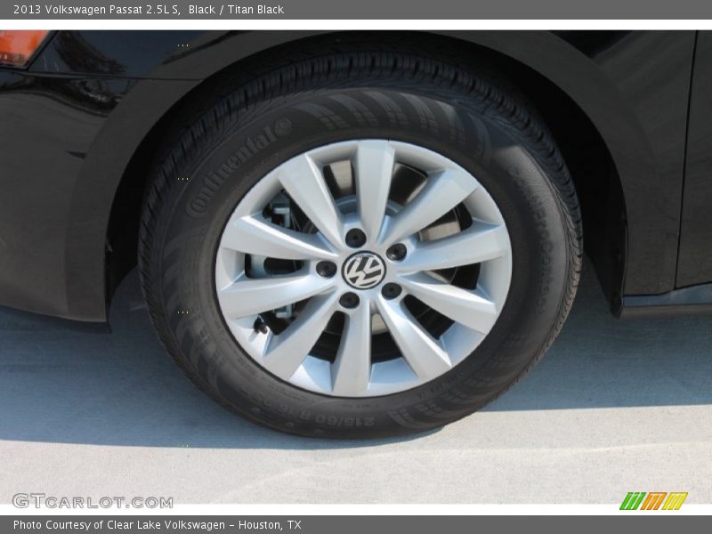 Black / Titan Black 2013 Volkswagen Passat 2.5L S