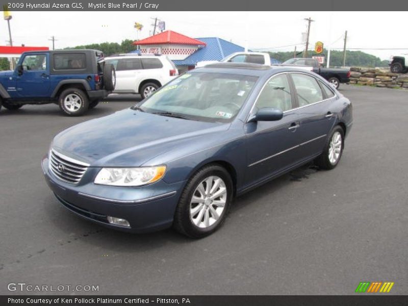 Front 3/4 View of 2009 Azera GLS