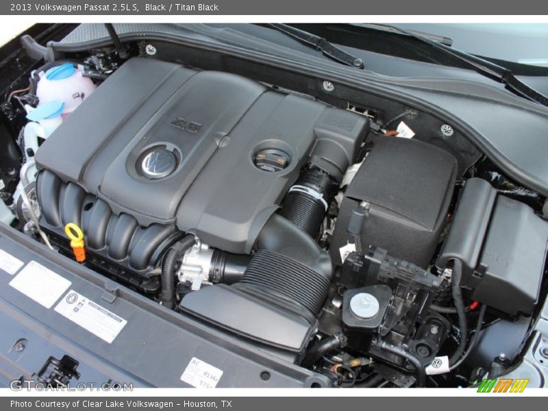 Black / Titan Black 2013 Volkswagen Passat 2.5L S