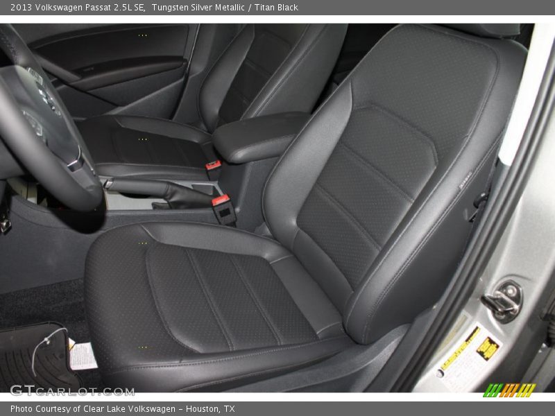 Tungsten Silver Metallic / Titan Black 2013 Volkswagen Passat 2.5L SE