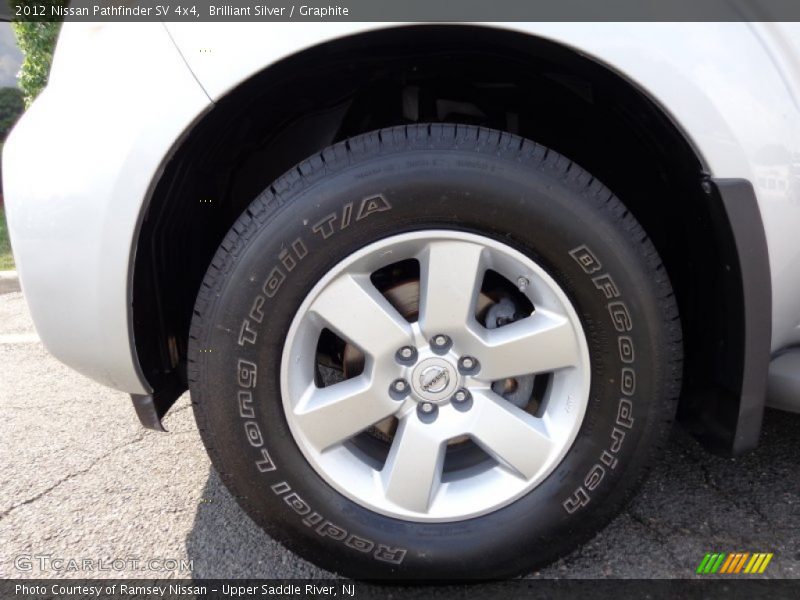 Brilliant Silver / Graphite 2012 Nissan Pathfinder SV 4x4
