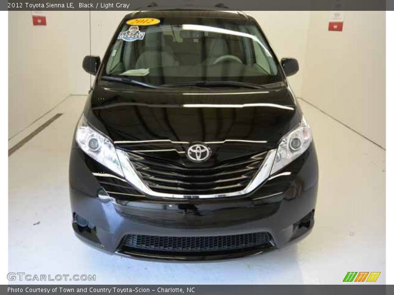 Black / Light Gray 2012 Toyota Sienna LE