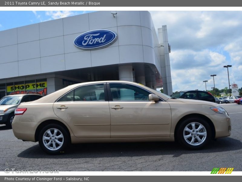 Sandy Beach Metallic / Bisque 2011 Toyota Camry LE