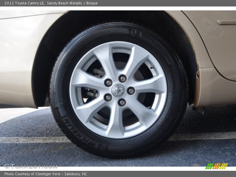 Sandy Beach Metallic / Bisque 2011 Toyota Camry LE