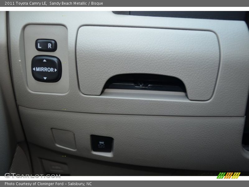 Sandy Beach Metallic / Bisque 2011 Toyota Camry LE