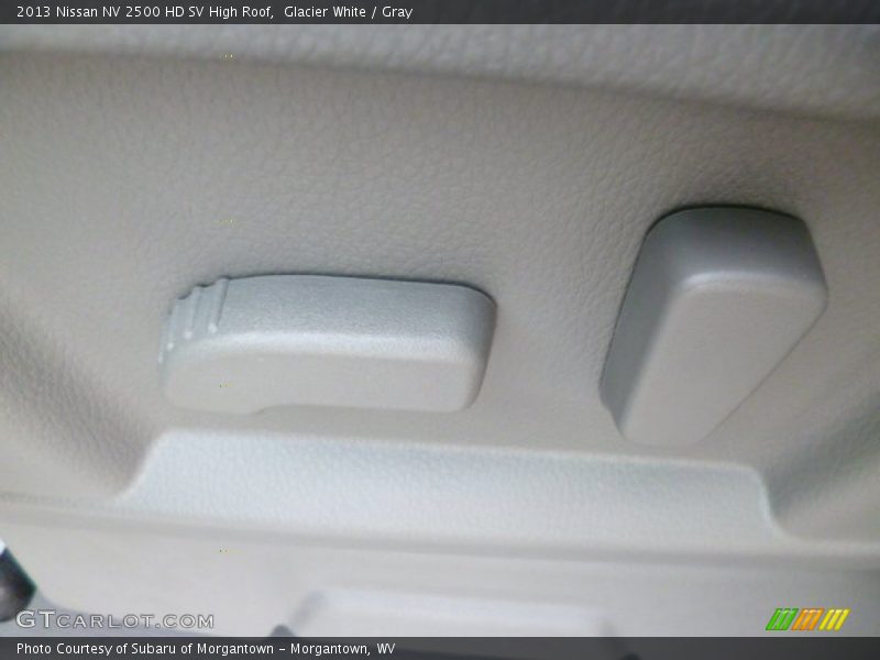 Glacier White / Gray 2013 Nissan NV 2500 HD SV High Roof