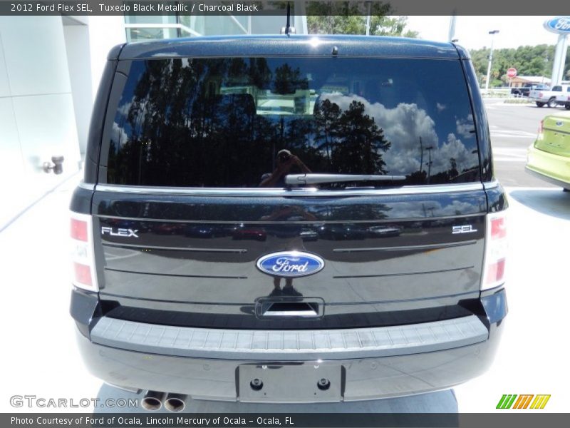Tuxedo Black Metallic / Charcoal Black 2012 Ford Flex SEL