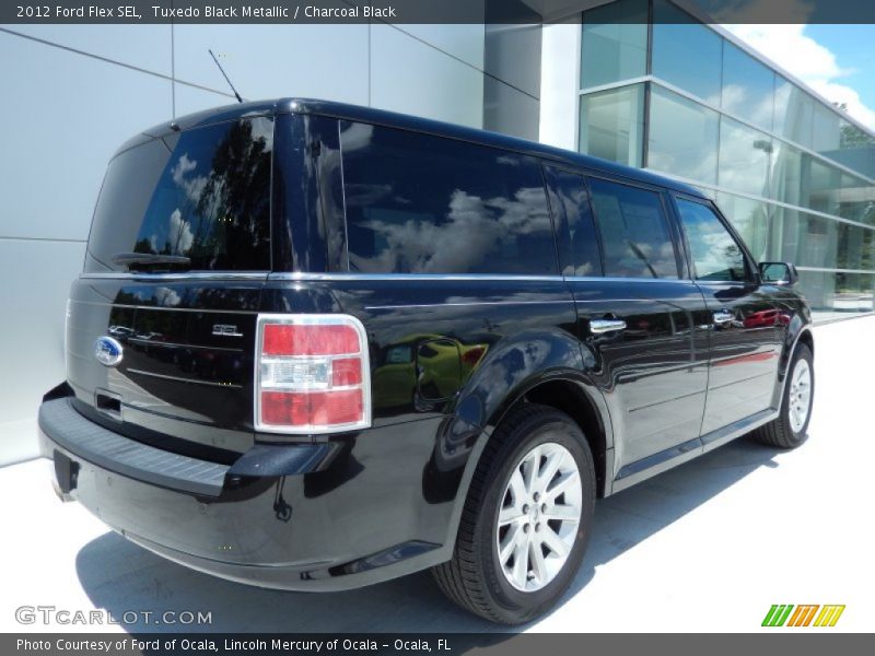Tuxedo Black Metallic / Charcoal Black 2012 Ford Flex SEL