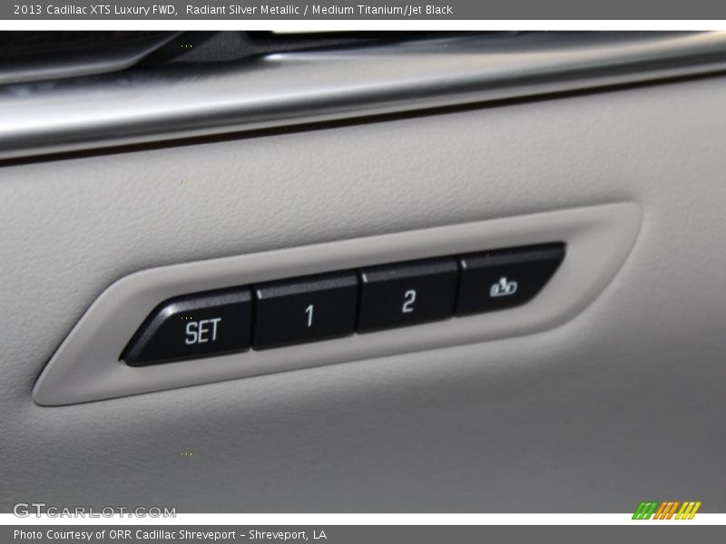 Radiant Silver Metallic / Medium Titanium/Jet Black 2013 Cadillac XTS Luxury FWD