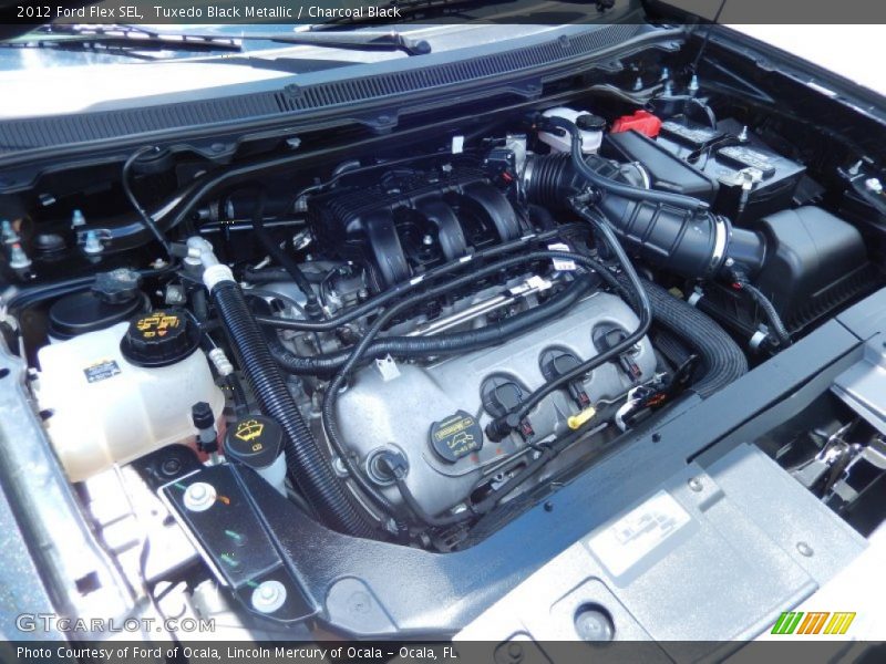 Tuxedo Black Metallic / Charcoal Black 2012 Ford Flex SEL
