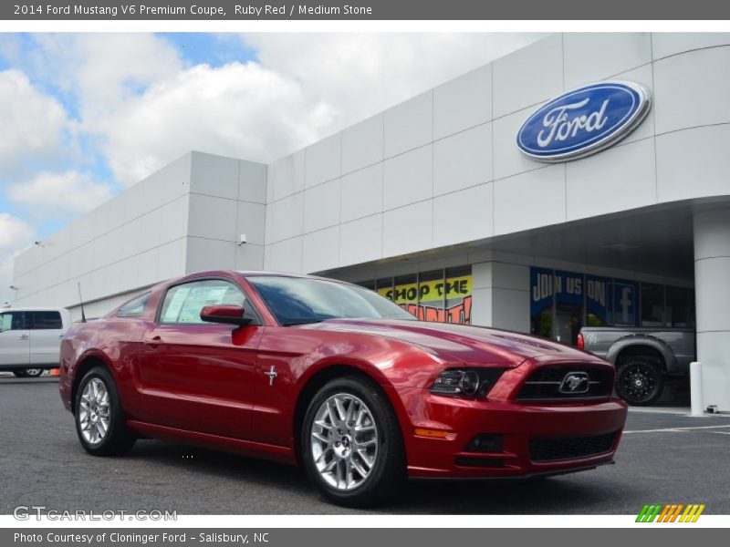 Front 3/4 View of 2014 Mustang V6 Premium Coupe