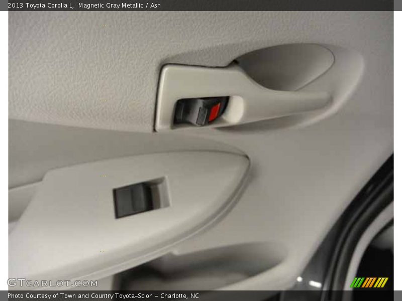 Magnetic Gray Metallic / Ash 2013 Toyota Corolla L