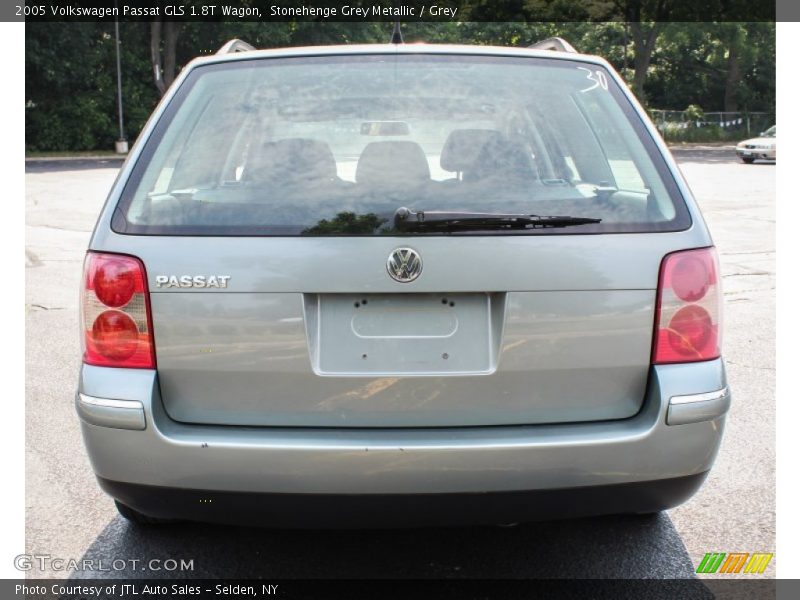 Stonehenge Grey Metallic / Grey 2005 Volkswagen Passat GLS 1.8T Wagon