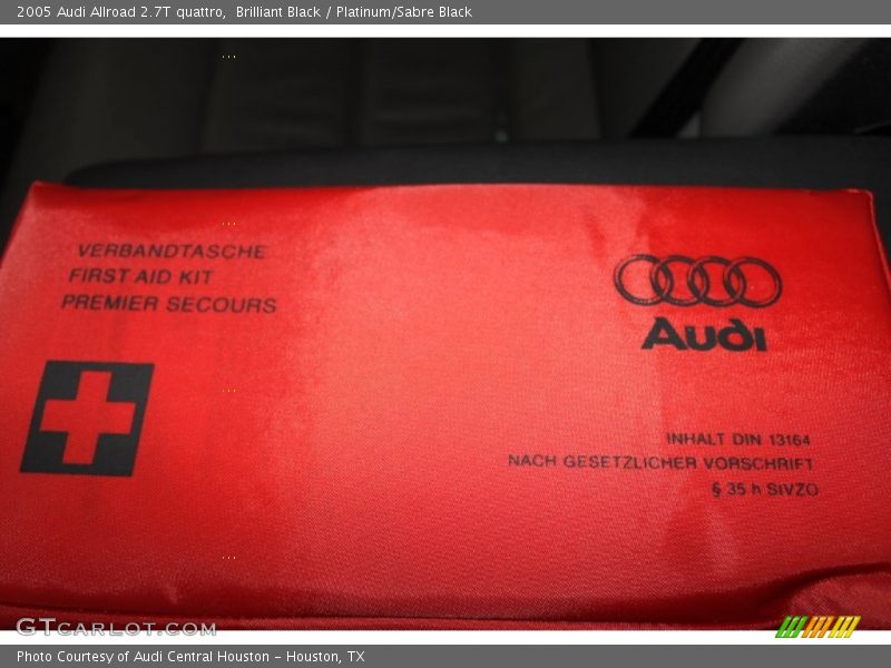 Brilliant Black / Platinum/Sabre Black 2005 Audi Allroad 2.7T quattro
