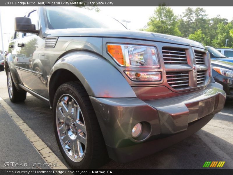 Mineral Gray Metallic / Dark Slate Gray 2011 Dodge Nitro Heat