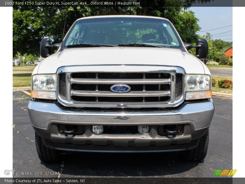 Oxford White / Medium Flint 2002 Ford F250 Super Duty XL SuperCab 4x4