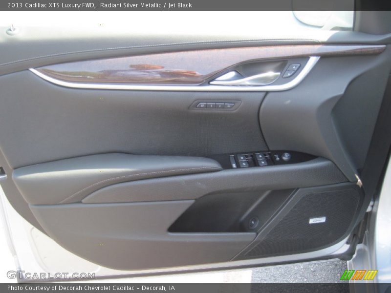 Radiant Silver Metallic / Jet Black 2013 Cadillac XTS Luxury FWD