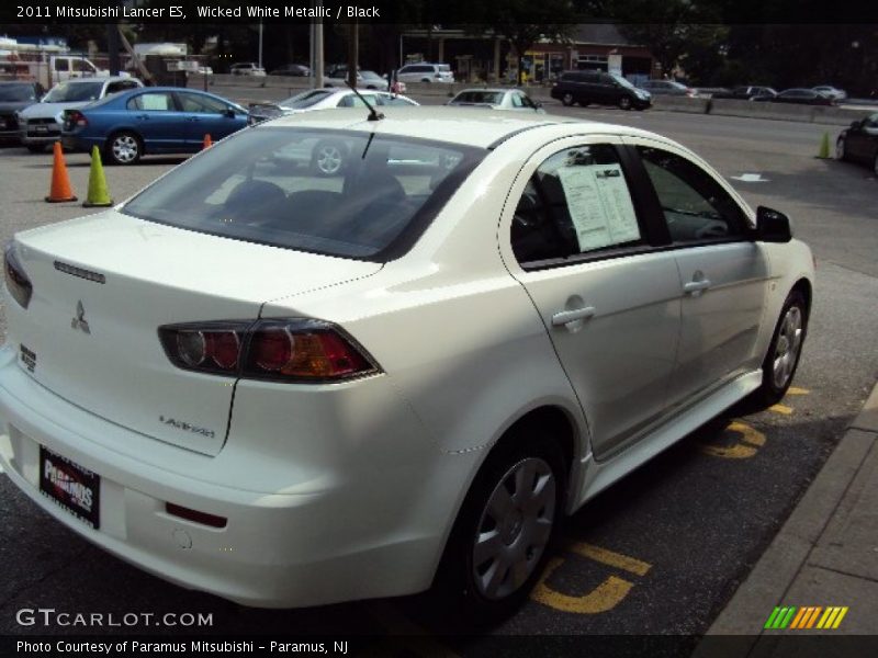 Wicked White Metallic / Black 2011 Mitsubishi Lancer ES
