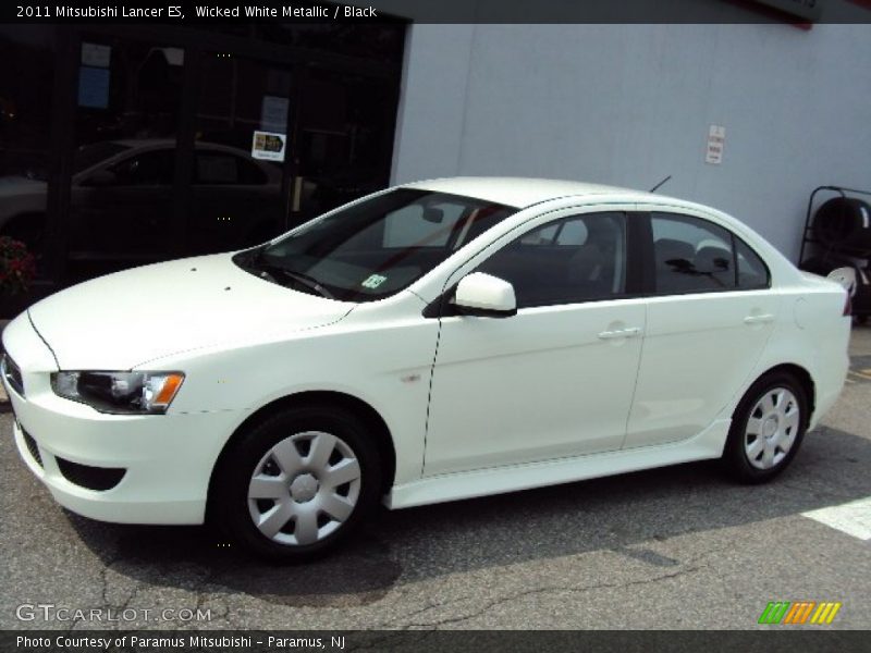 Wicked White Metallic / Black 2011 Mitsubishi Lancer ES