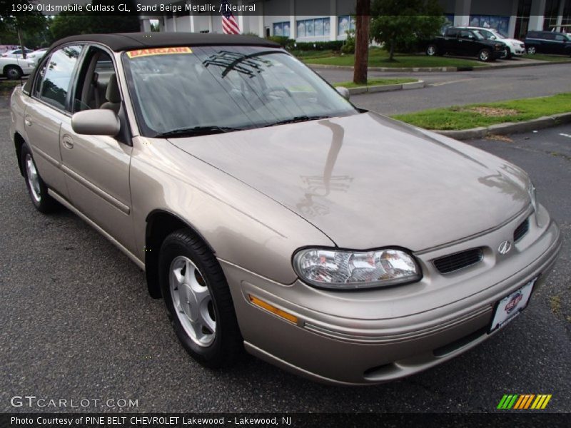 Sand Beige Metallic / Neutral 1999 Oldsmobile Cutlass GL