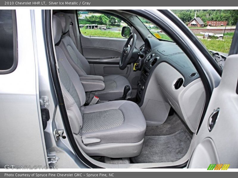 Front Seat of 2010 HHR LT