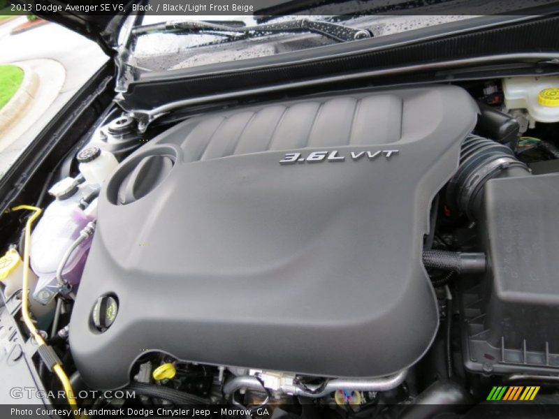 Black / Black/Light Frost Beige 2013 Dodge Avenger SE V6