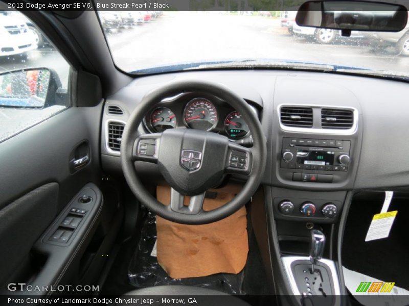 Blue Streak Pearl / Black 2013 Dodge Avenger SE V6