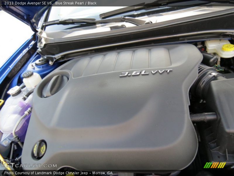 Blue Streak Pearl / Black 2013 Dodge Avenger SE V6