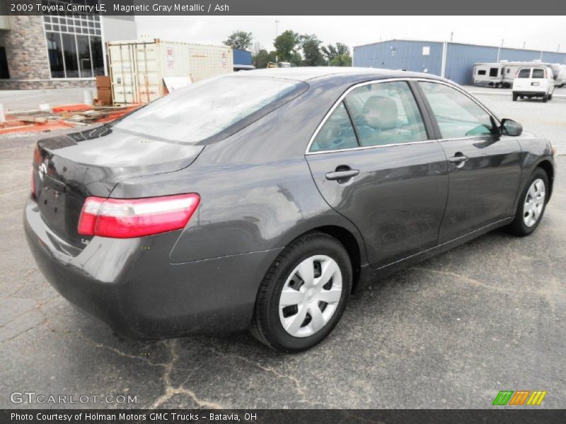 Magnetic Gray Metallic / Ash 2009 Toyota Camry LE