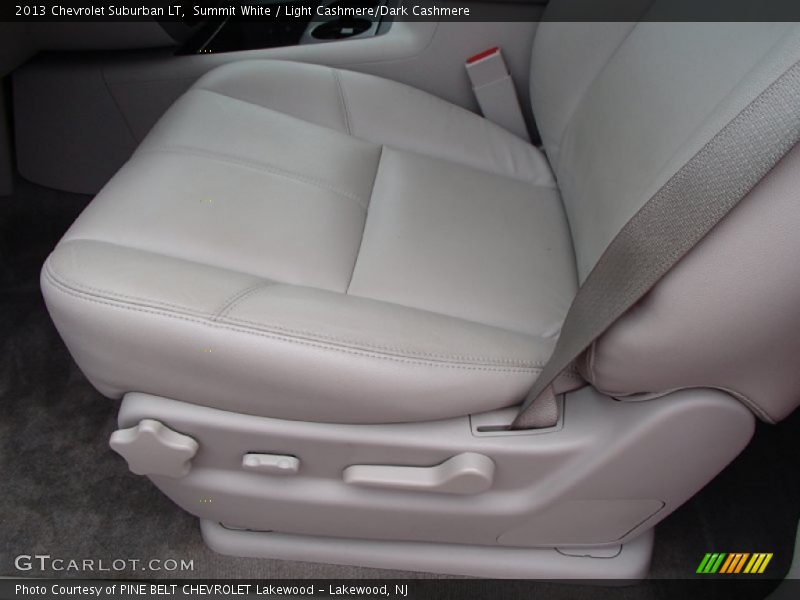 Summit White / Light Cashmere/Dark Cashmere 2013 Chevrolet Suburban LT