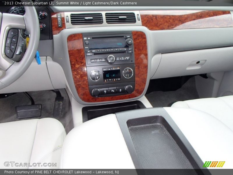Summit White / Light Cashmere/Dark Cashmere 2013 Chevrolet Suburban LT