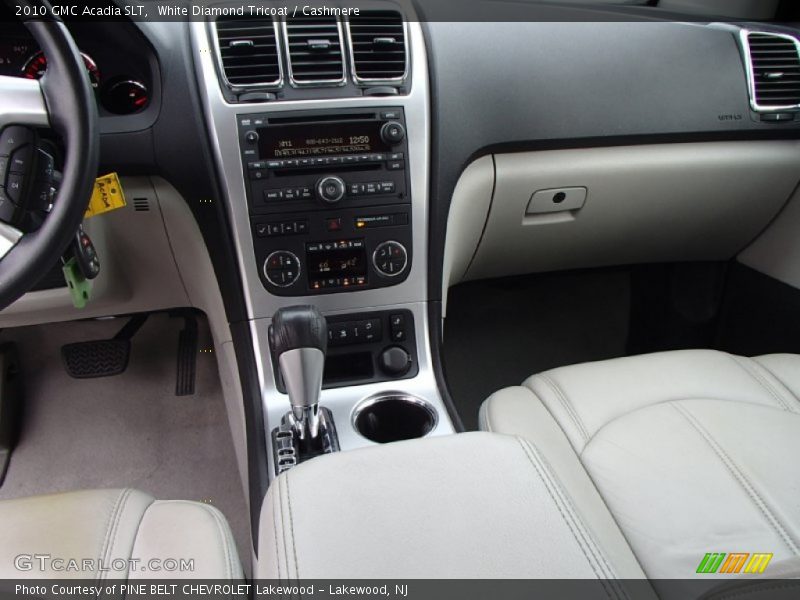 White Diamond Tricoat / Cashmere 2010 GMC Acadia SLT