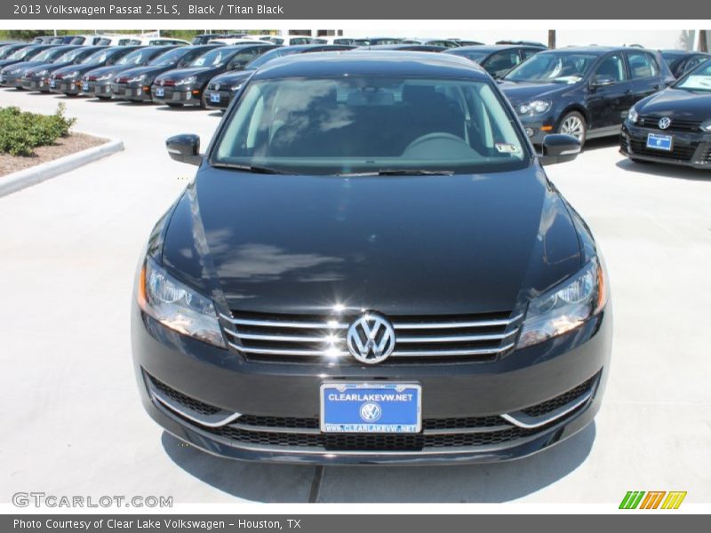 Black / Titan Black 2013 Volkswagen Passat 2.5L S