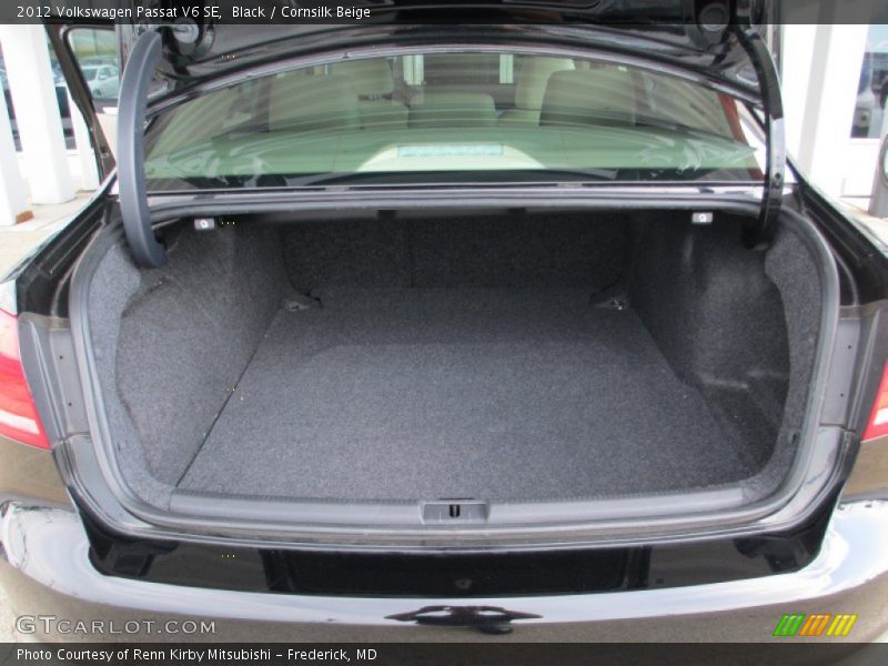 Black / Cornsilk Beige 2012 Volkswagen Passat V6 SE