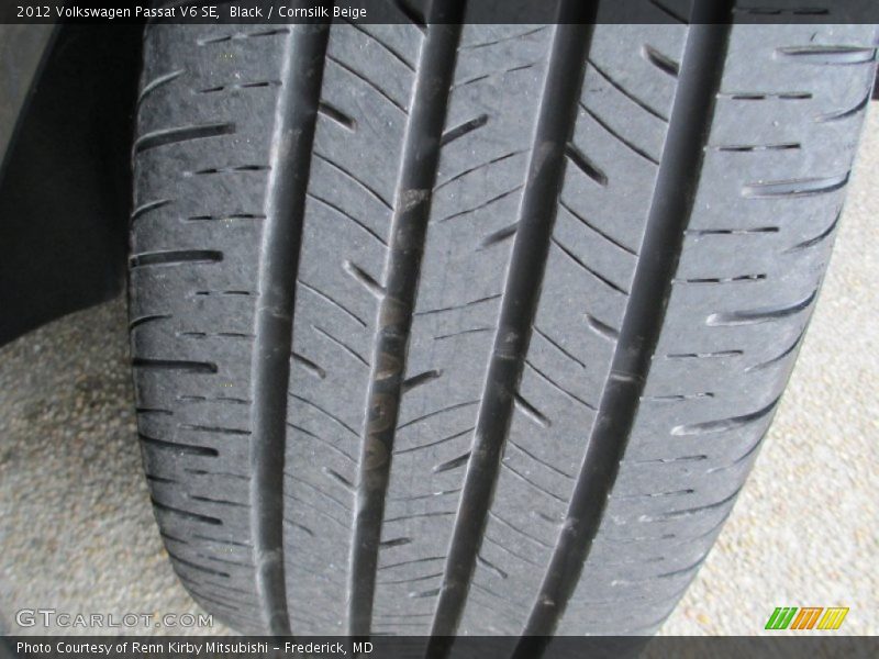 Black / Cornsilk Beige 2012 Volkswagen Passat V6 SE