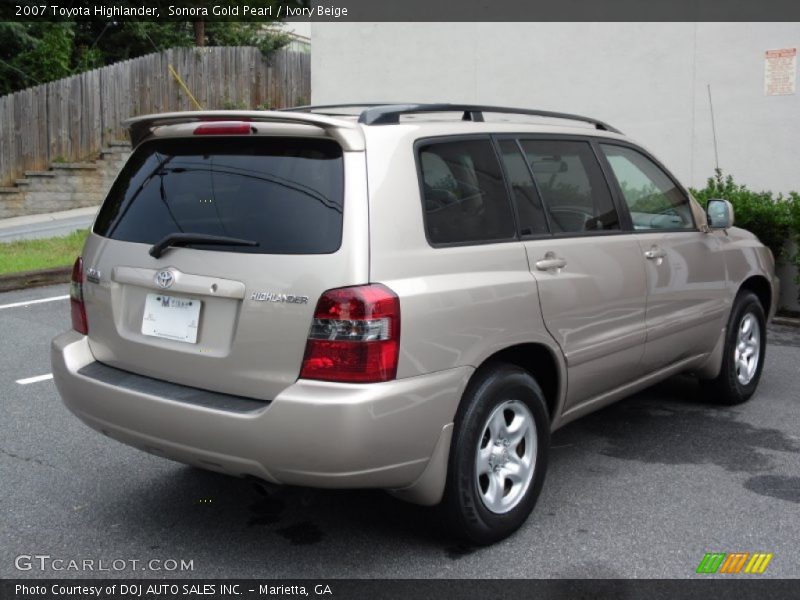 Sonora Gold Pearl / Ivory Beige 2007 Toyota Highlander
